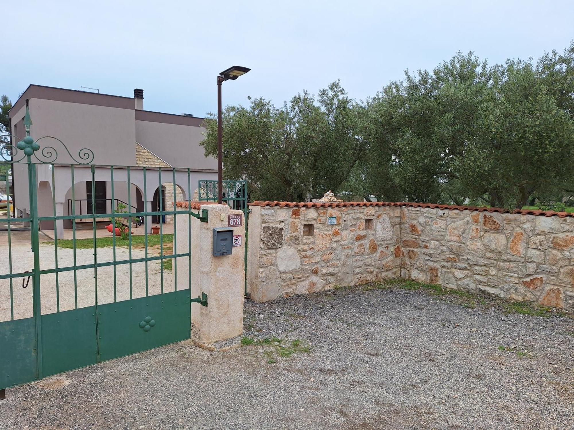 Apartment Olive Garden Vodnjan Bagian luar foto